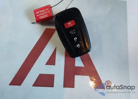 2020 Toyota Highlander Xle из США, поврежденный, VIN 5TDGZRAHXLS010789